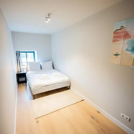 Deluxe 3 Bedroom Serviced 73m2 * ロッテルダム