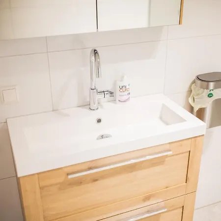 Deluxe 3 Bedroom Serviced 73m2 アパート ロッテルダム